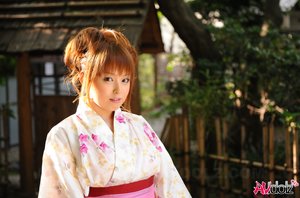 AV Idolz invites you to browse their xxx photos with Ichika unveiling superb shape