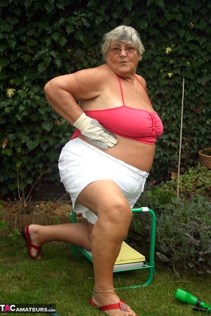 TAC Amateurs picture collection featuring Grandma Libby xxx gallery 274327