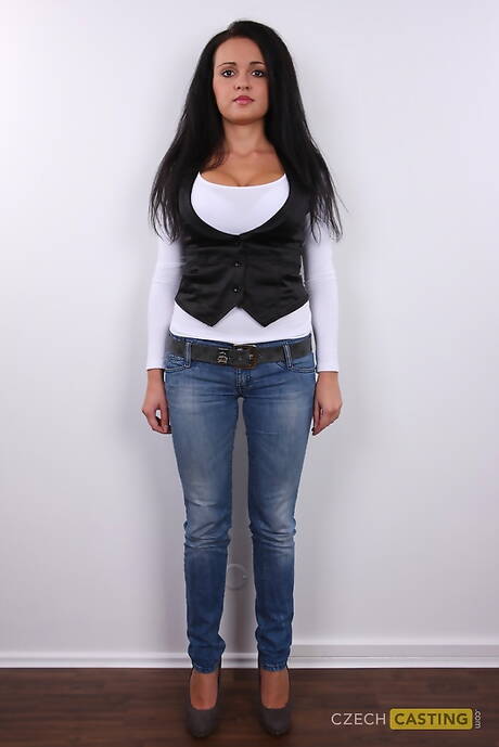 Czech Casting  are proud to present you with a free pics featuring Veronika demonstrating perfect shape